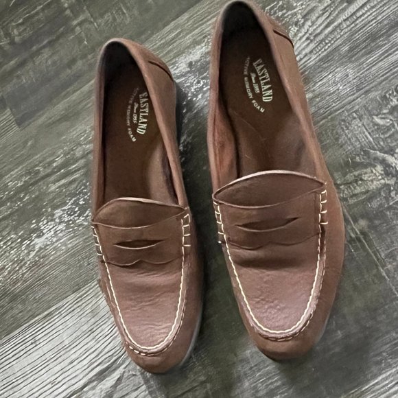 Eastland Since 1955 Women Roxanne Slip-On Brown Penny Loafers Women Size 9M - Picture 2 of 6